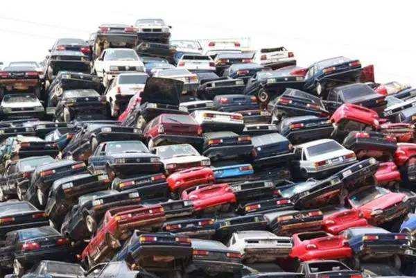 家里有臺(tái)報(bào)廢舊車(chē),該怎么辦?